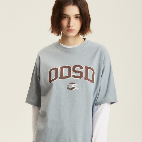 오드스튜디오 ODSD 바시티 스포츠 티셔츠 - 스카이블루