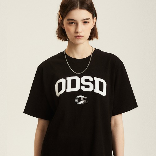오드스튜디오 ODSD 바시티 스포츠 티셔츠 - 블랙